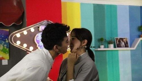 圈内人爆料于小彤视频,圈内人爆料背后的真相揭秘  第1张