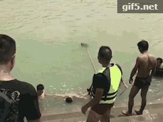 爆料男子溺亡视频播放  第2张